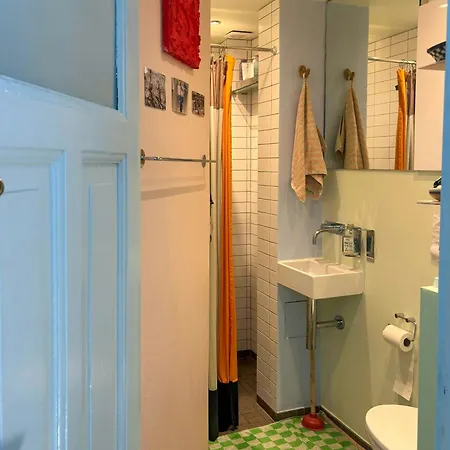Colourful Flat Near Frederiksberg Gardens Leilighet *